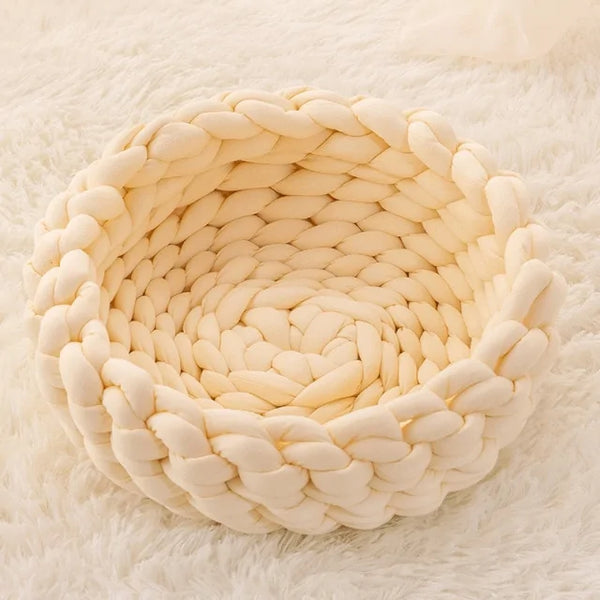 Plush Cat Basket Bed – Soft, Cozy - PawsMartOnline Pale Yellow / 11.8"