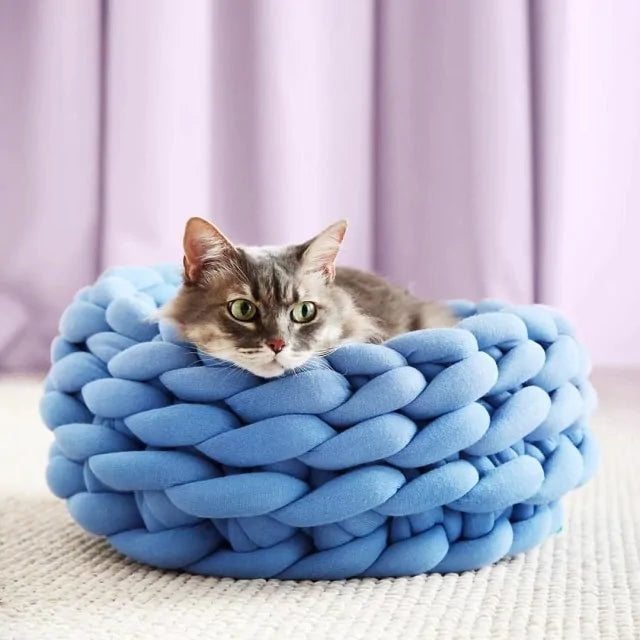 Plush Cat Basket Bed – Soft, Cozy - PawsMartOnline Blue / 11.8"