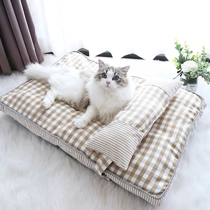 Comfortable Pet Lounger - Stylish Resting Spot for Cats and Dogs - PawsMartOnline