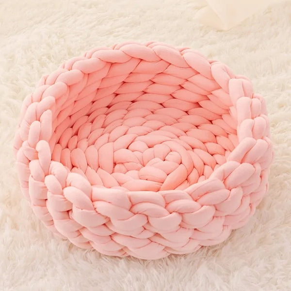 Plush Cat Basket Bed – Soft, Cozy - PawsMartOnline Pink / 11.8"