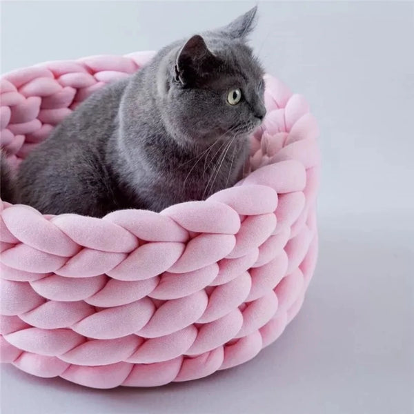 Plush Cat Basket Bed – Soft, Cozy - PawsMartOnline Beige / 11.8"