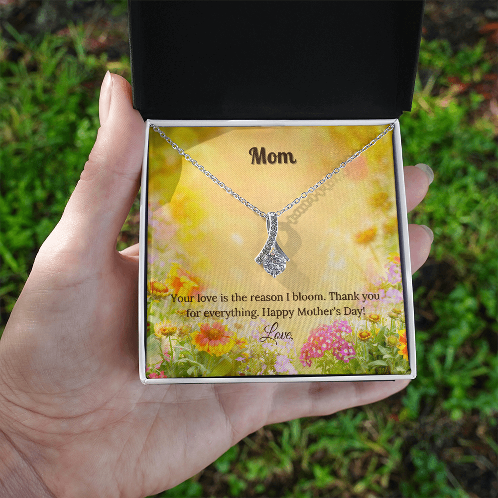 Personalized Alluring Beauty Necklace – A Heartfelt Mother’s Day Gift