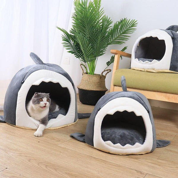 Cozy Shark-Shaped Pet Bed with Removable Cushion - PawsMartOnline Pets