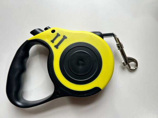 Retractable Pet Leash - PawsMartOnline YELLOW AND BLACK / 9 Feet