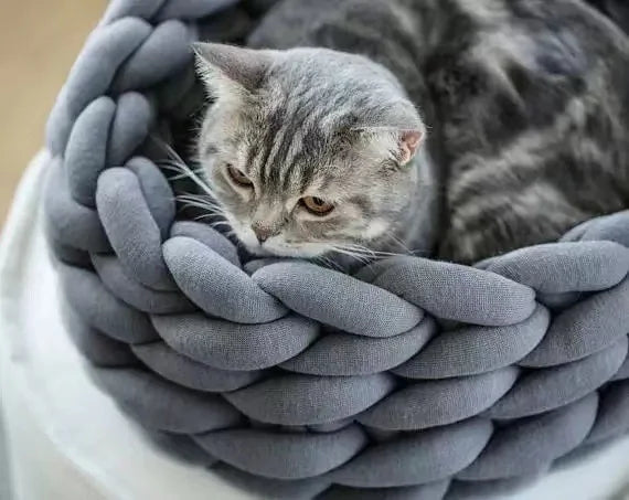 Plush Cat Basket Bed – Soft, Cozy - PawsMartOnline Dark Gray / 11.8"